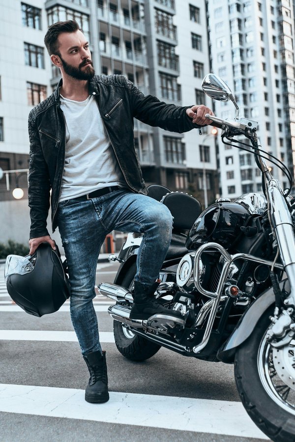 Personnalisez votre véhicule avec le kit deco moto idéal