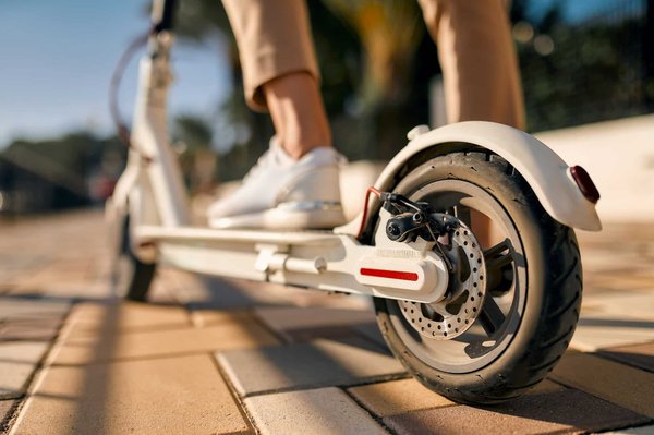 Découvrez les trottinettes électriques innovantes pour adultes